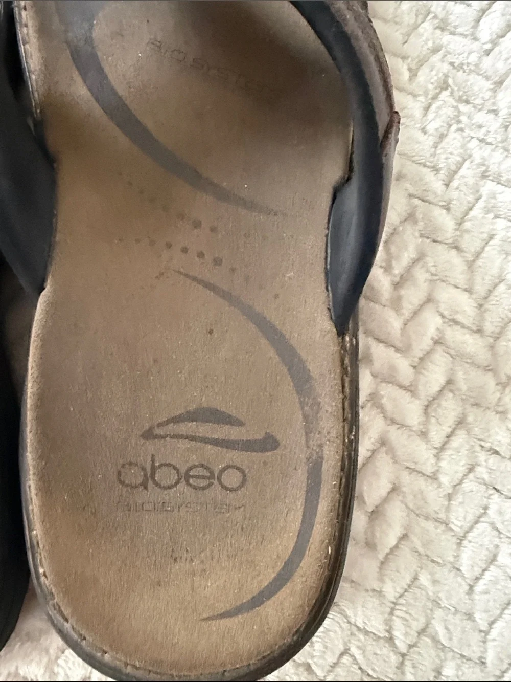 Abeo Men's Dark Brown Leather Thong Sandals
